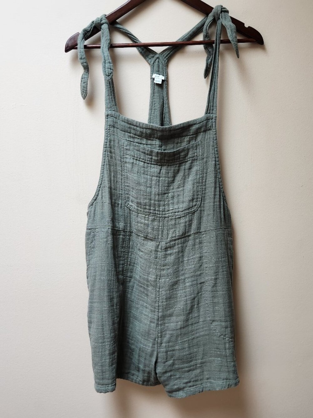 Aerie 100% cotton green overall shorts / L